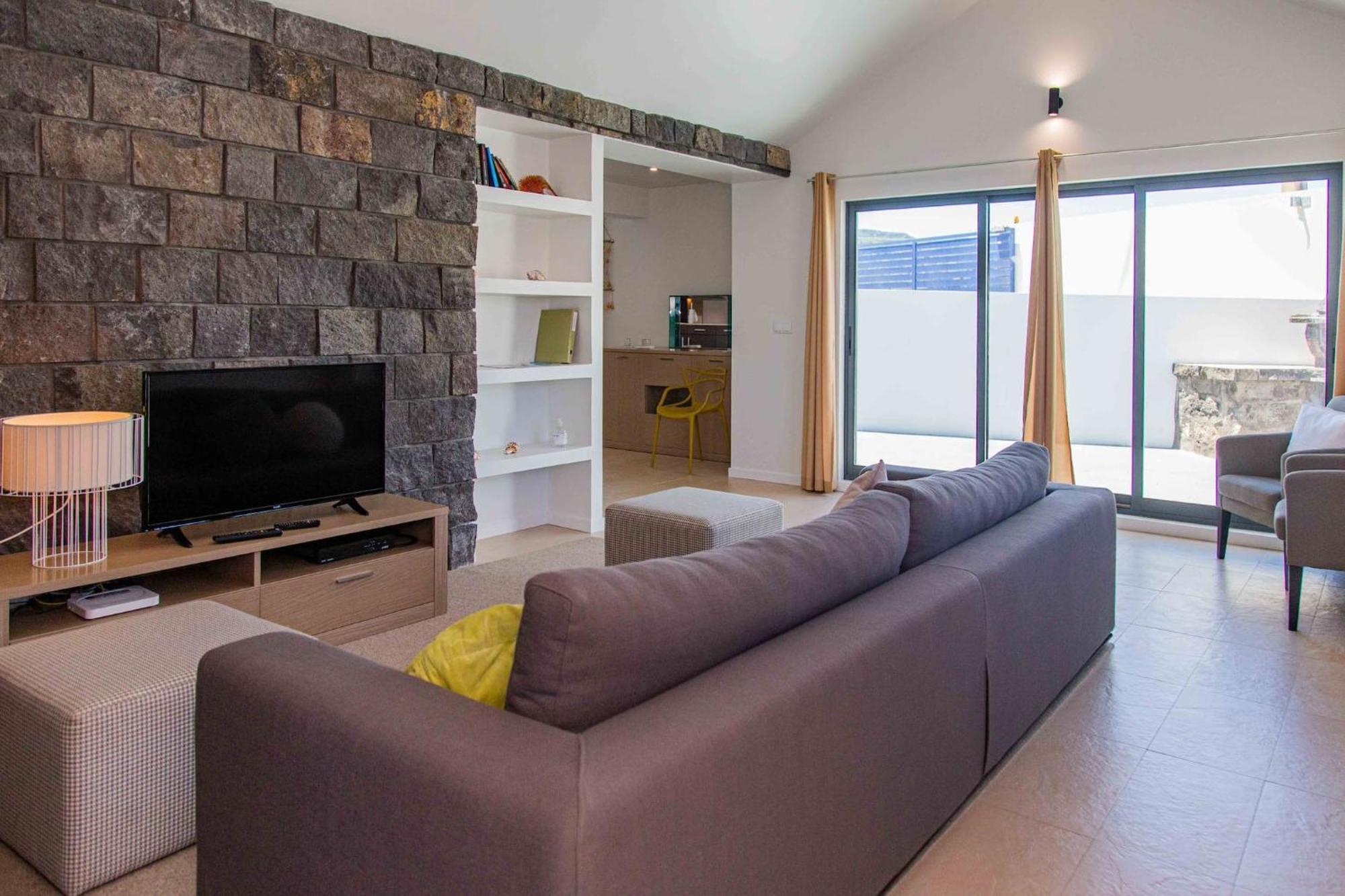 Mosteiros Beach House Экстерьер фото